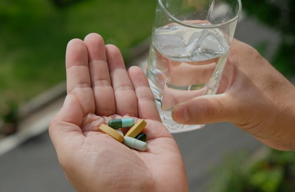 5 Pilihan Pengobatan Penyakit Jantung Koroner 1 Minum Obat